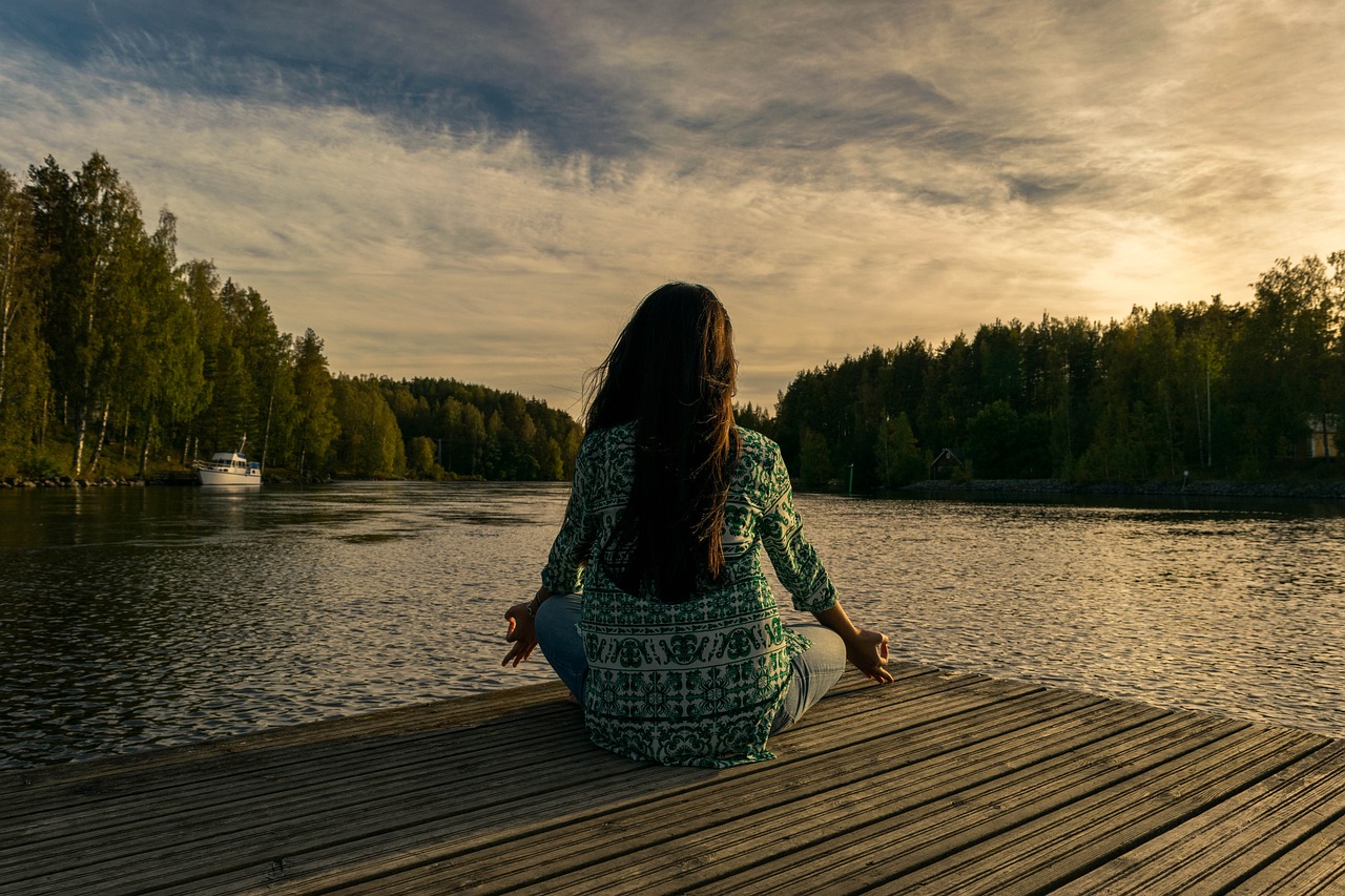 You are currently viewing The Power of Mindful Meditation: Enhancing Mental Health